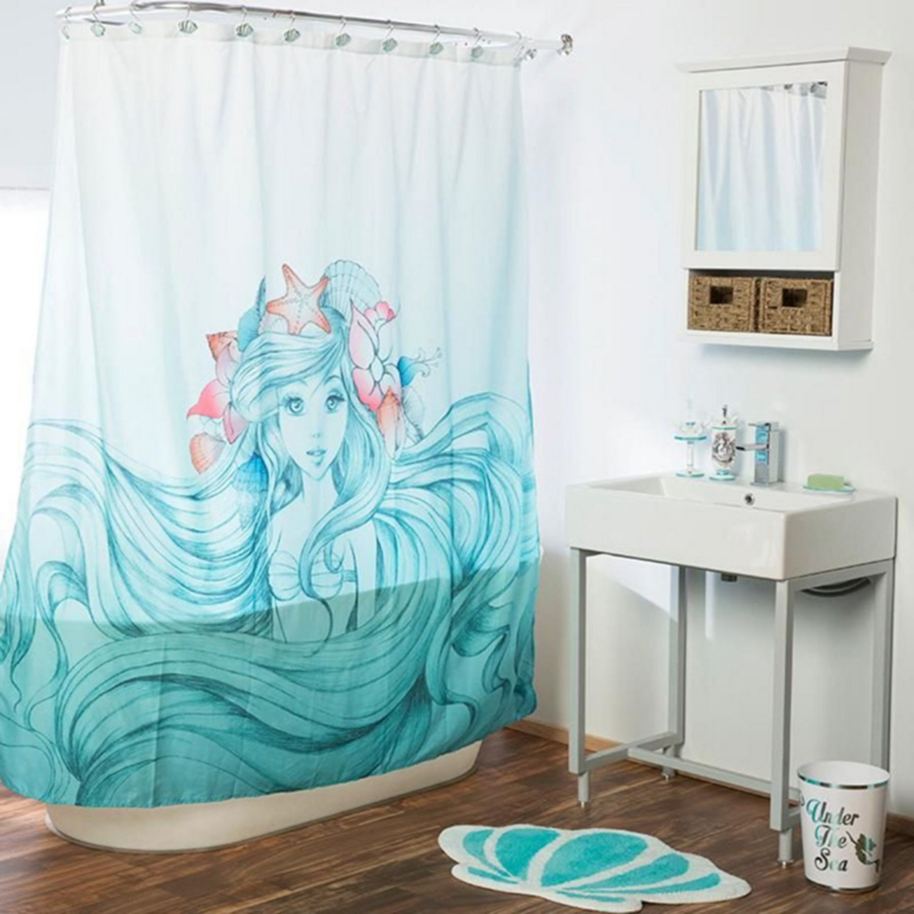 Mermaid Bathroom Decor
 10 Charming Bathroom Decorating Ideas With DIY Mermaid