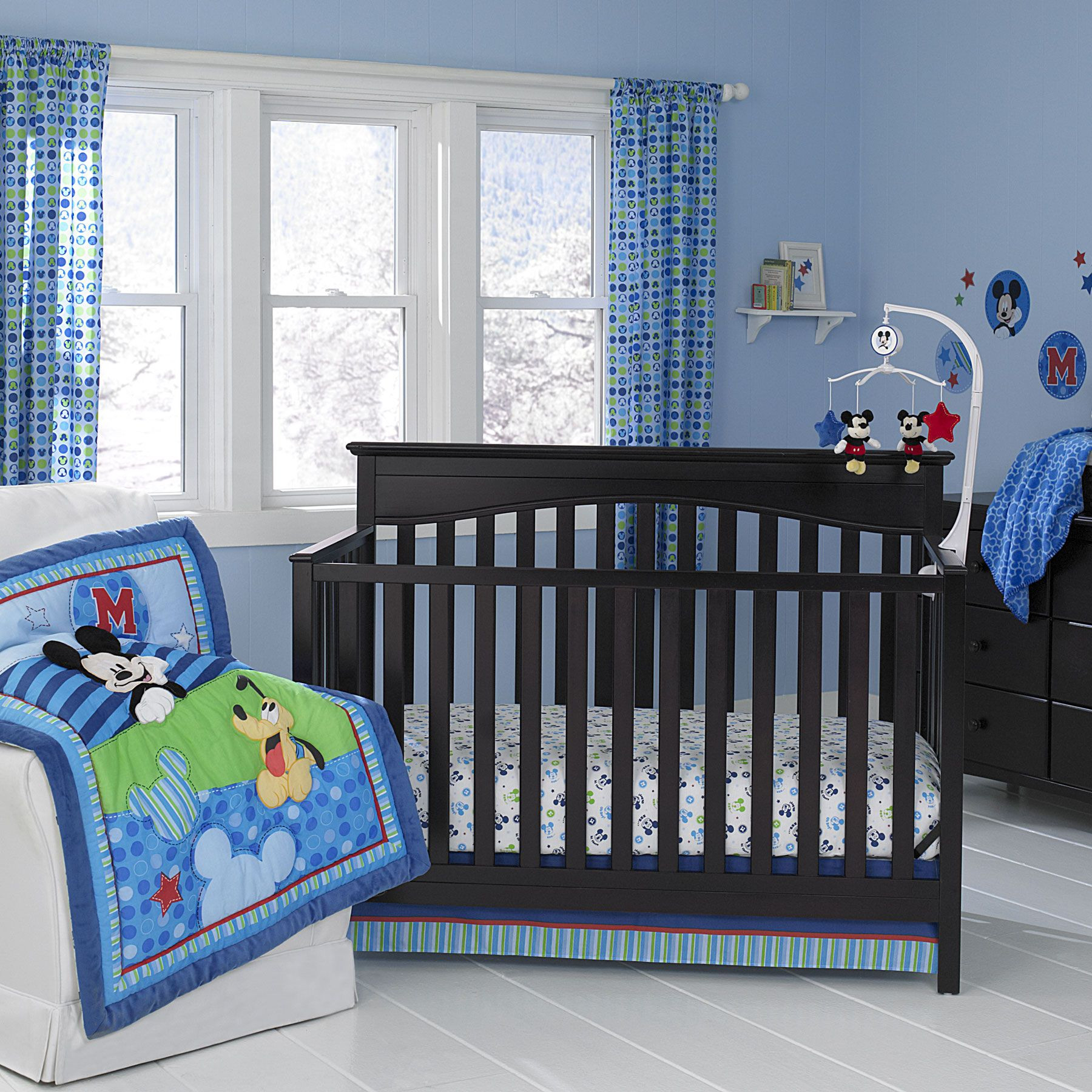 Mickey Mouse Room Decor For Baby
 17 Amazing Disney Wallpaper Options for Your Baby s