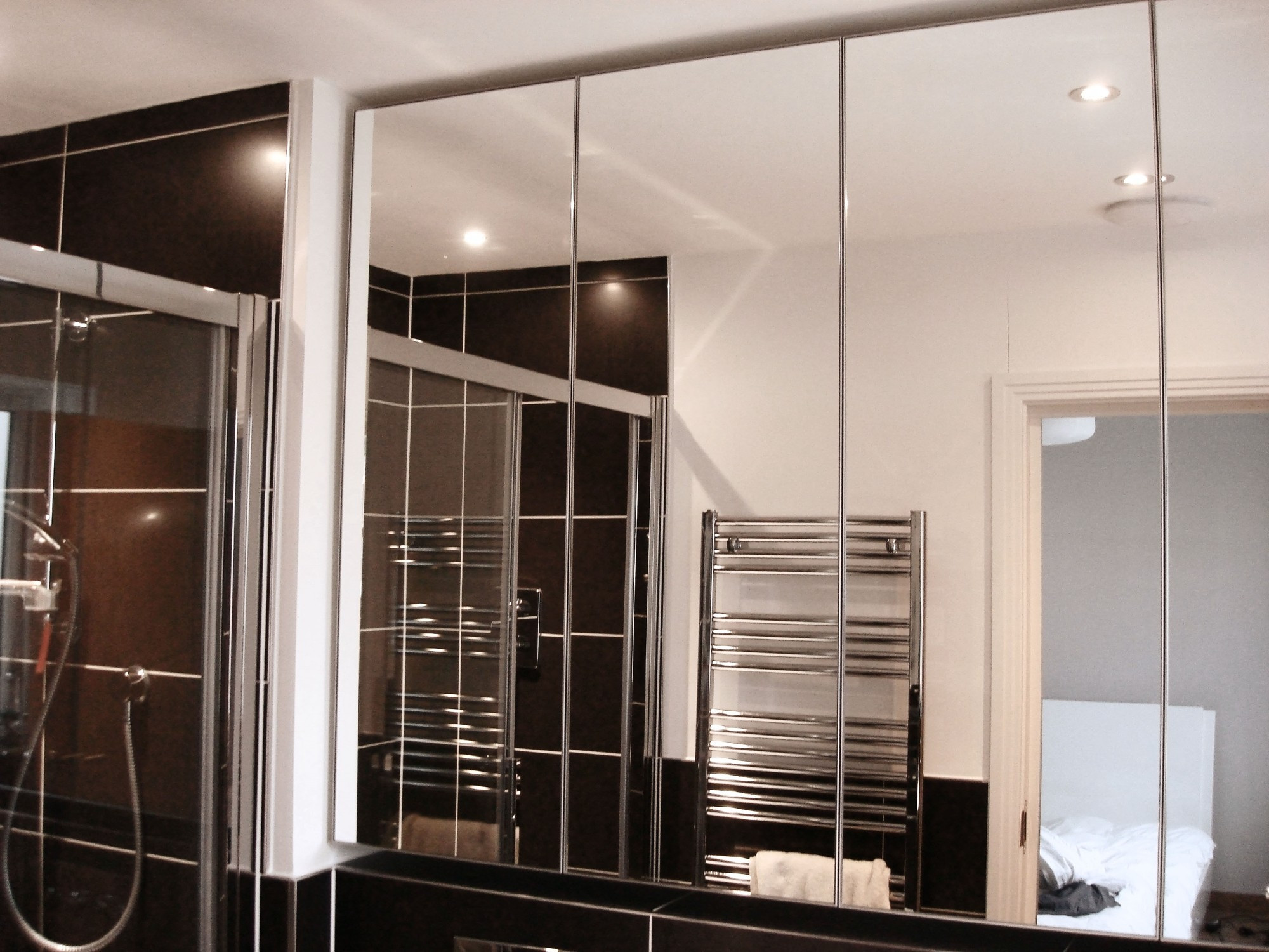 Mirrored Bathroom Cabinets
 Luxury Bathroom Cabinets Made to Measure