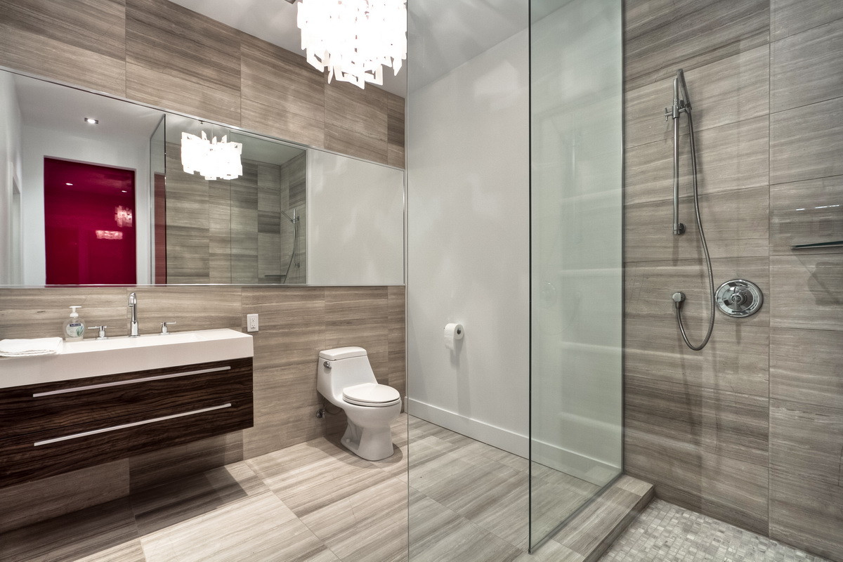 Modern Bathroom Shower
 11 Awesome Modern Bathrooms With Glass Showers Ideas