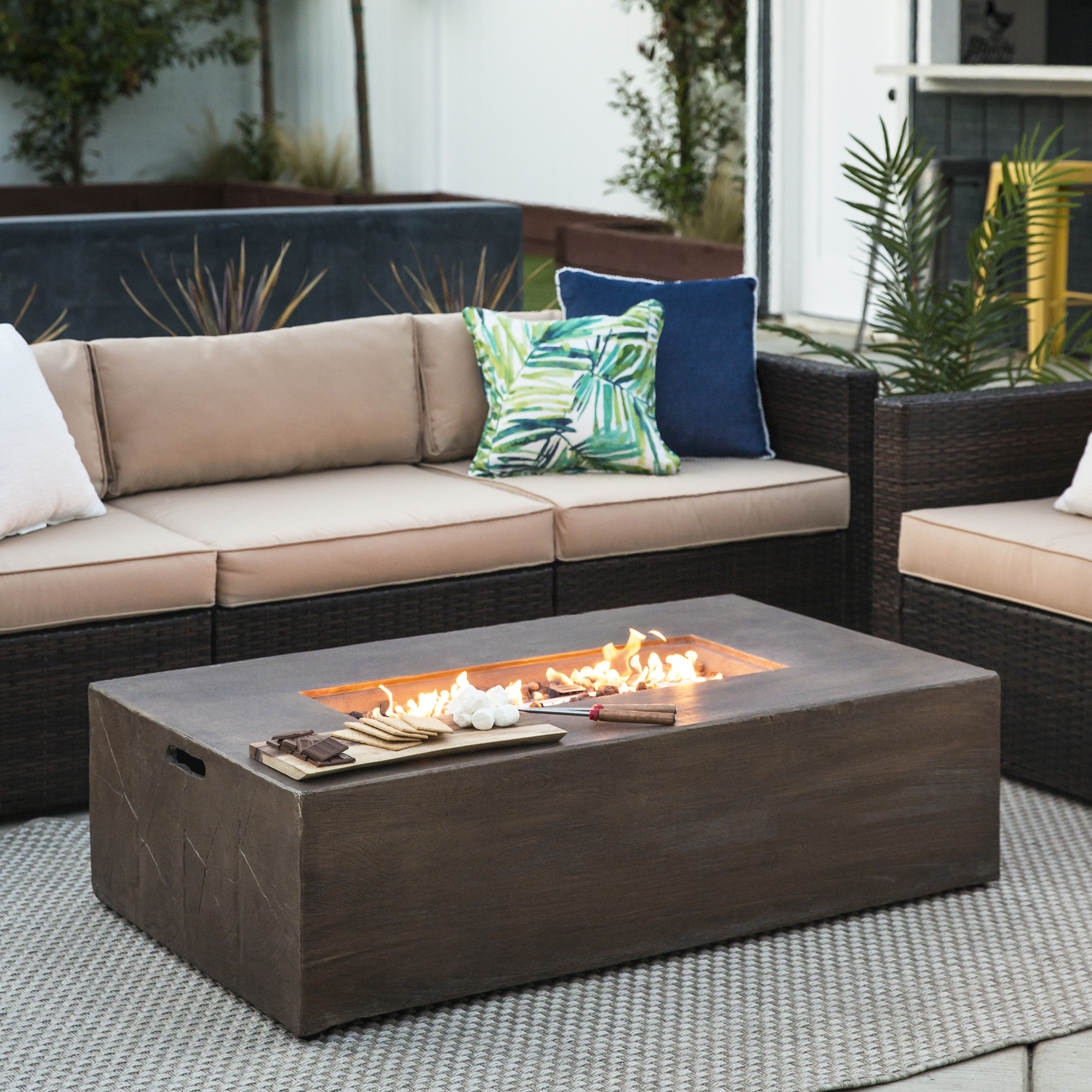 Modern Firepit Table
 Best Choice Products 48in 50 000 BTU Outdoor Rectangular