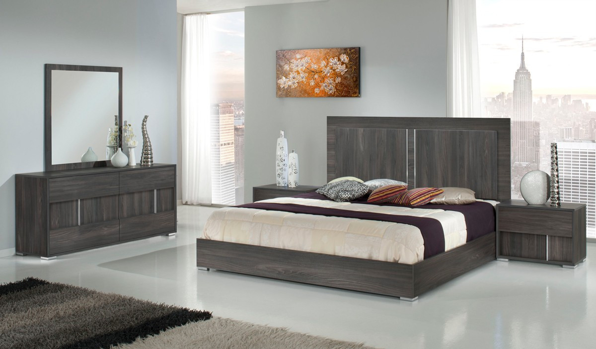 Modern Grey Bedroom
 Modrest Luca Italian Modern Grey Bedroom Set