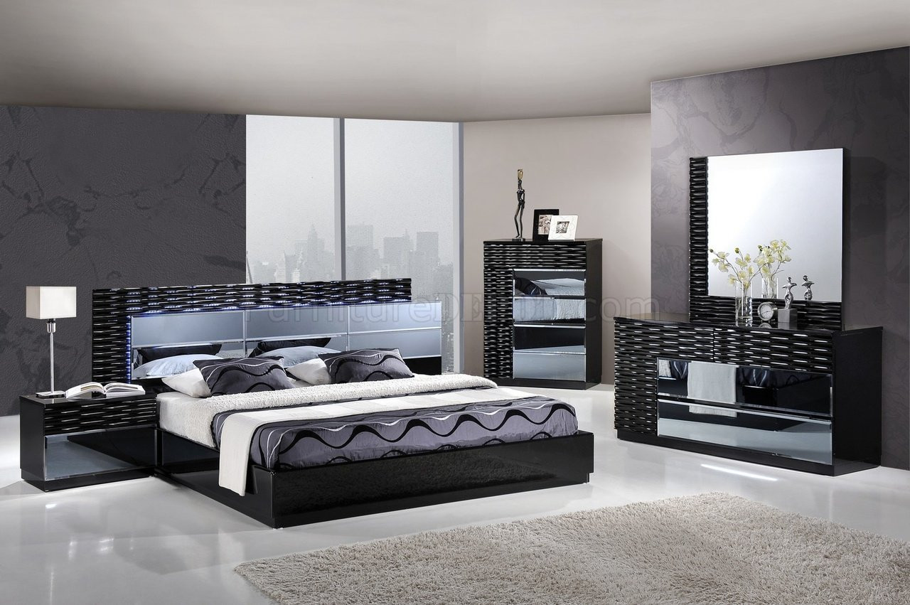 Modern King Bedroom Sets
 Manhattan Bedroom Black Platform by Global