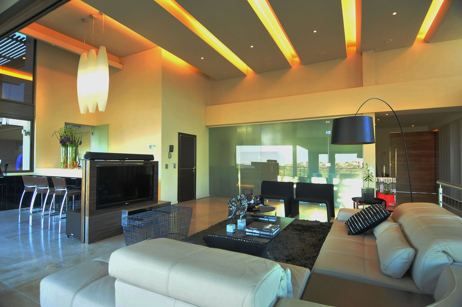 Modern Living Room Ceiling Light
 Modern Ceiling Lights with Hanged Pendant Fixtures and