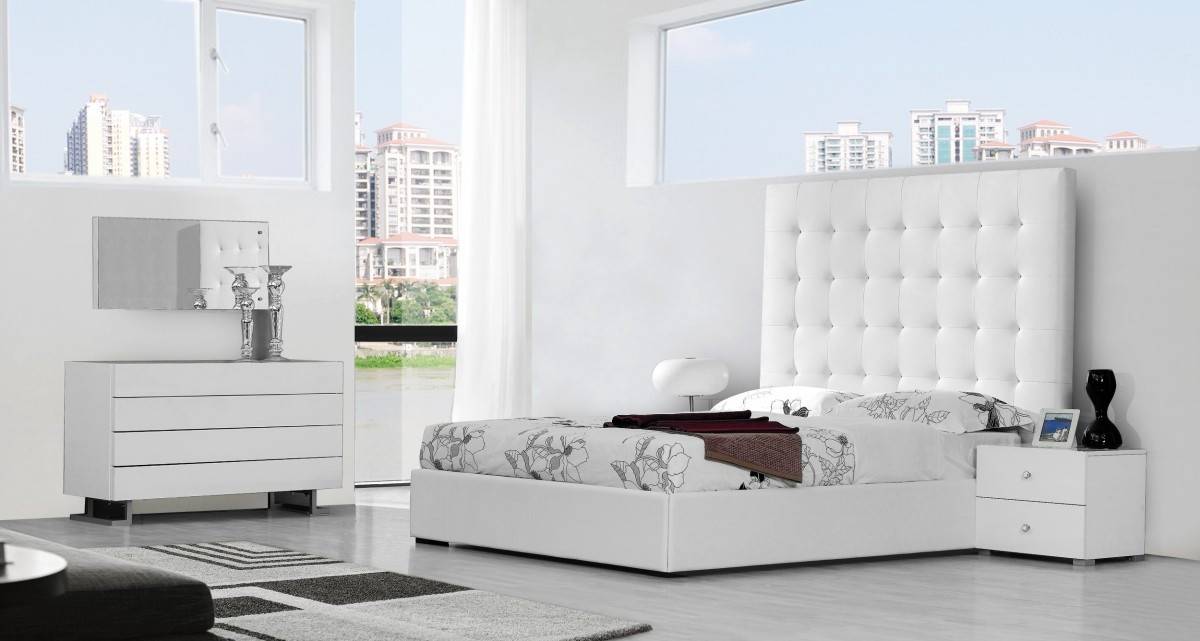 Modern White Bedroom Set
 Modrest Lyrica Modern White Bedroom Set