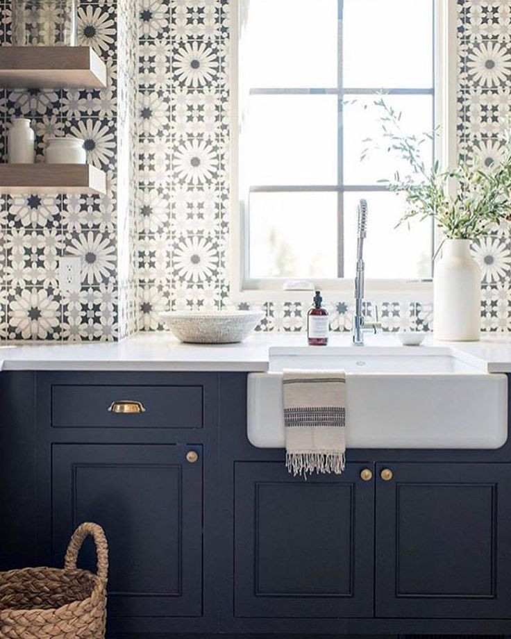 Moroccan Kitchen Backsplash
 pattern tile backsplash black and white navy and white