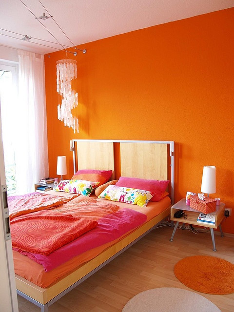 Orange Bedroom Wall
 30 Inspiring Ripe Orange Room Designs DigsDigs