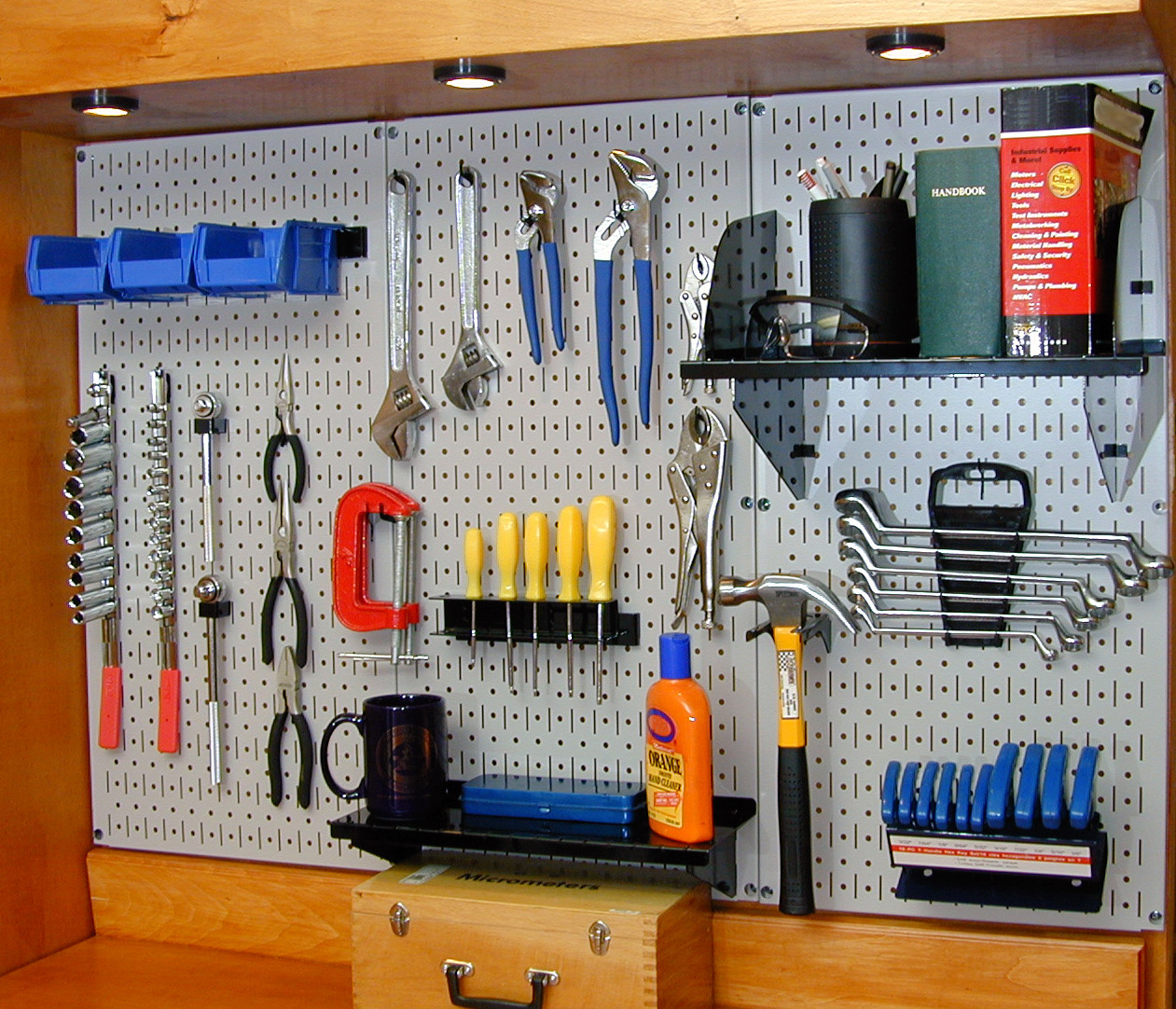 Organize Tools In Garage
 11 Simple Ways to Organize Your Garage