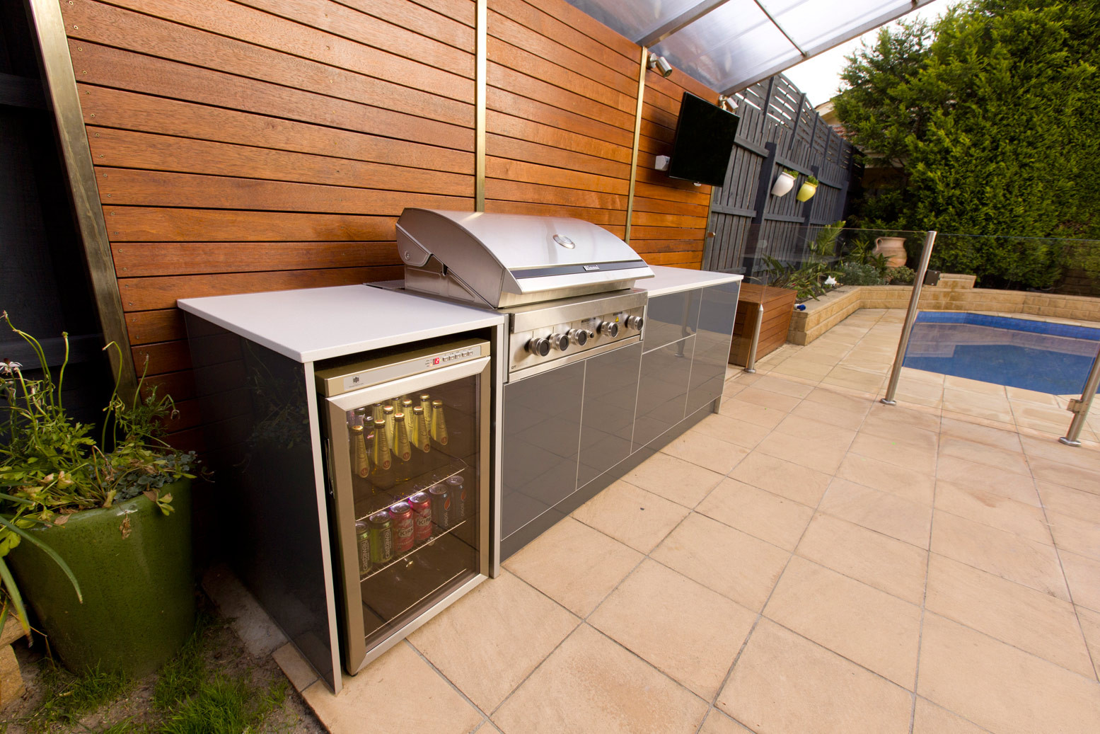 Outdoor Kitchen Cabinet Ideas
 The Various Re mendations and Ideas of the Materials of
