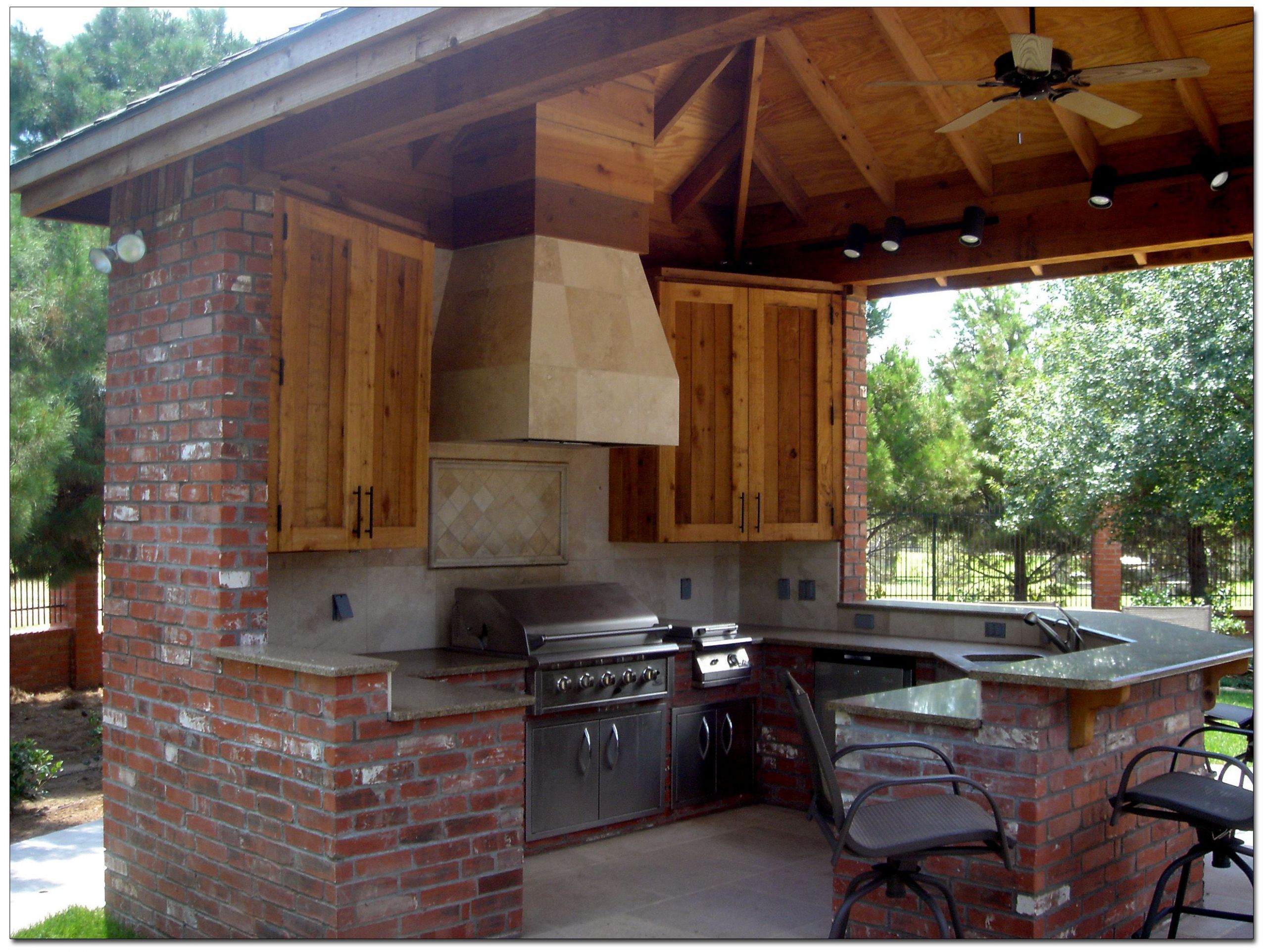 Outdoor Kitchen Cabinet Plans
 Outdoor Kitchen Plans Constructed Freshly in Backyard