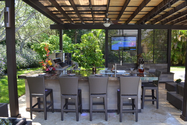 Outdoor Kitchen Miami
 Outdoor Kitchen and pergola Project in South Florida