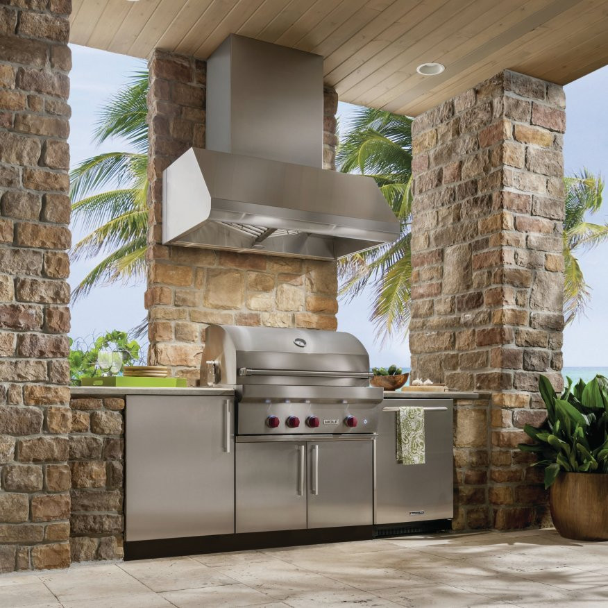 Outdoor Kitchen Vent Hood
 Try These Upgrades to Your Outdoor Kitchen
