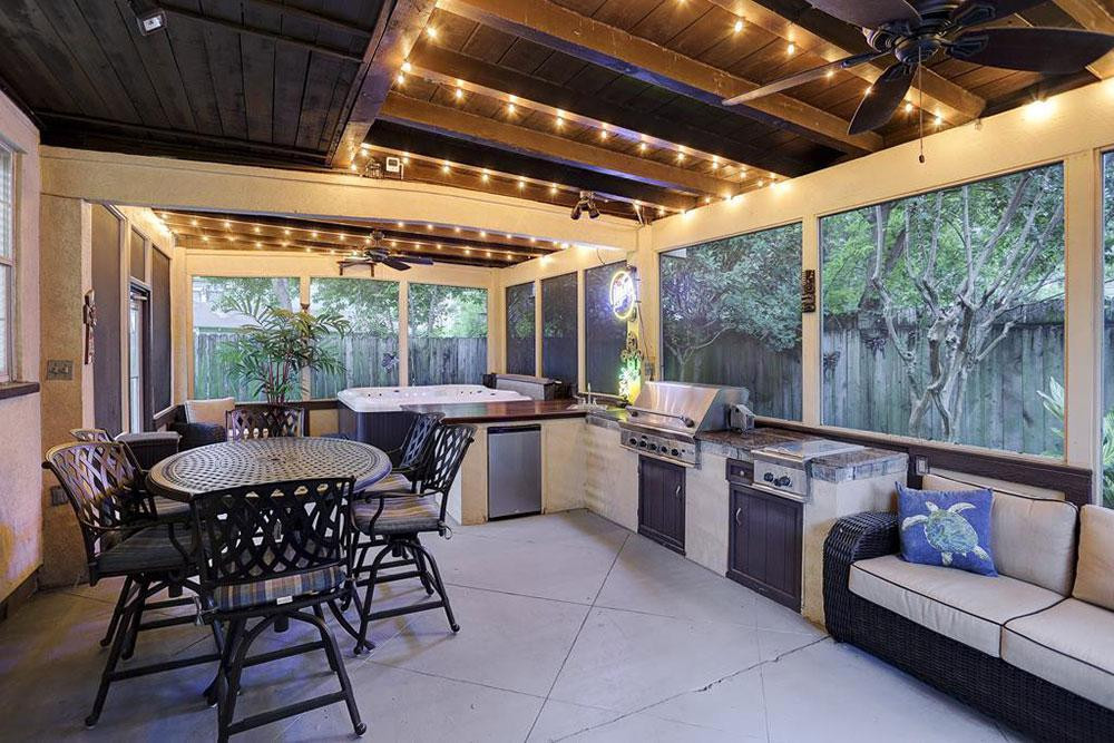 Outdoor Kitchens For Sale
 10 Homes For Sale With Stunning Outdoor Kitchens
