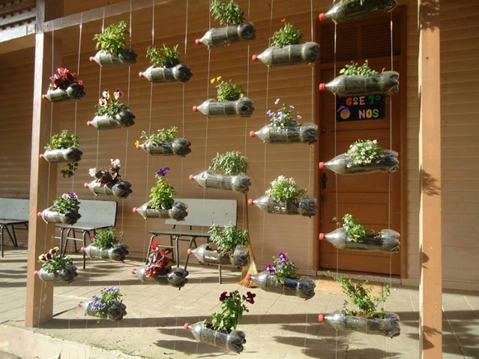 Outdoor Landscape Diy
 10 Easy DIY Vertical Garden Ideas f Grid World