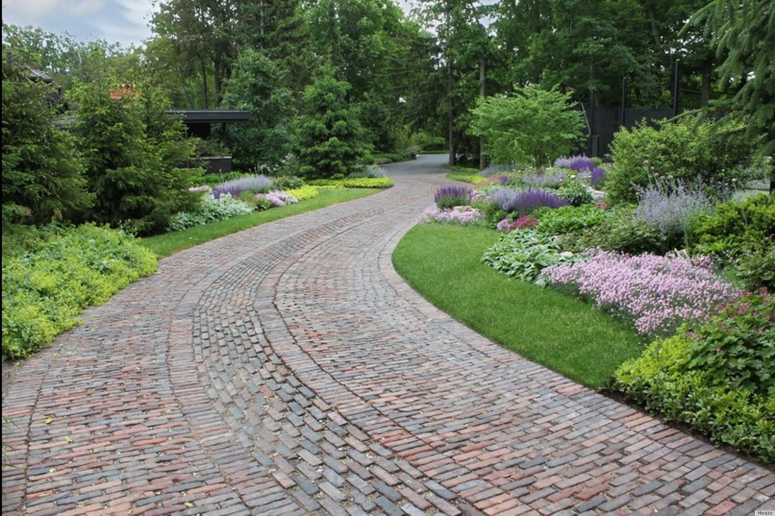 Outdoor Landscape Driveway
 My LandScaping Collection Landscaping ideas for narrow