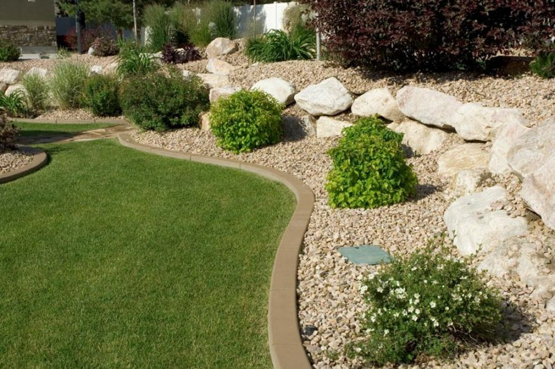 Patio Border Landscaping
 Landscape Edging Ideas That Create Curb Appeal