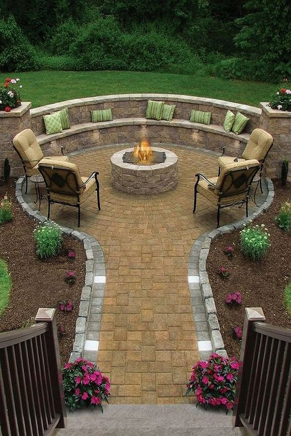 Patio Landscaping Designs
 30 Collection of Backyard Landscaping Layout Design Ideas