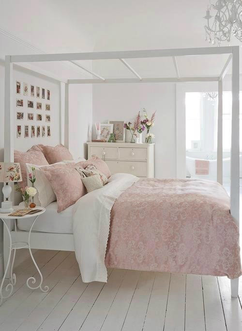 Pink Bedroom Decor
 30 Shabby Chic Bedroom Decorating Ideas Decoholic