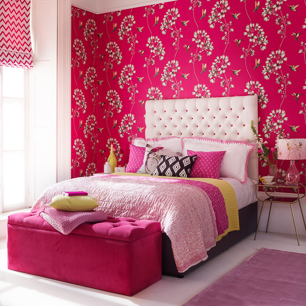 Pink Bedroom Decor
 Pink bedroom ideas that can be pretty and peaceful or