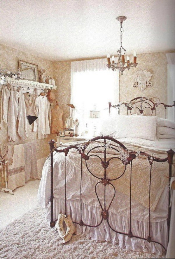 Pinterest Shabby Chic Bedrooms
 33 Cute And Simple Shabby Chic Bedroom Decorating Ideas