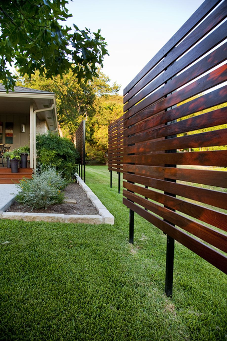 Privacy Fence Landscape Beautiful Stunning Privacy Fence Line Landscaping Ideas 27