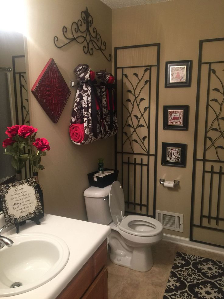 Red Bathroom Decor
 Red And Black Bathroom Design Ideas