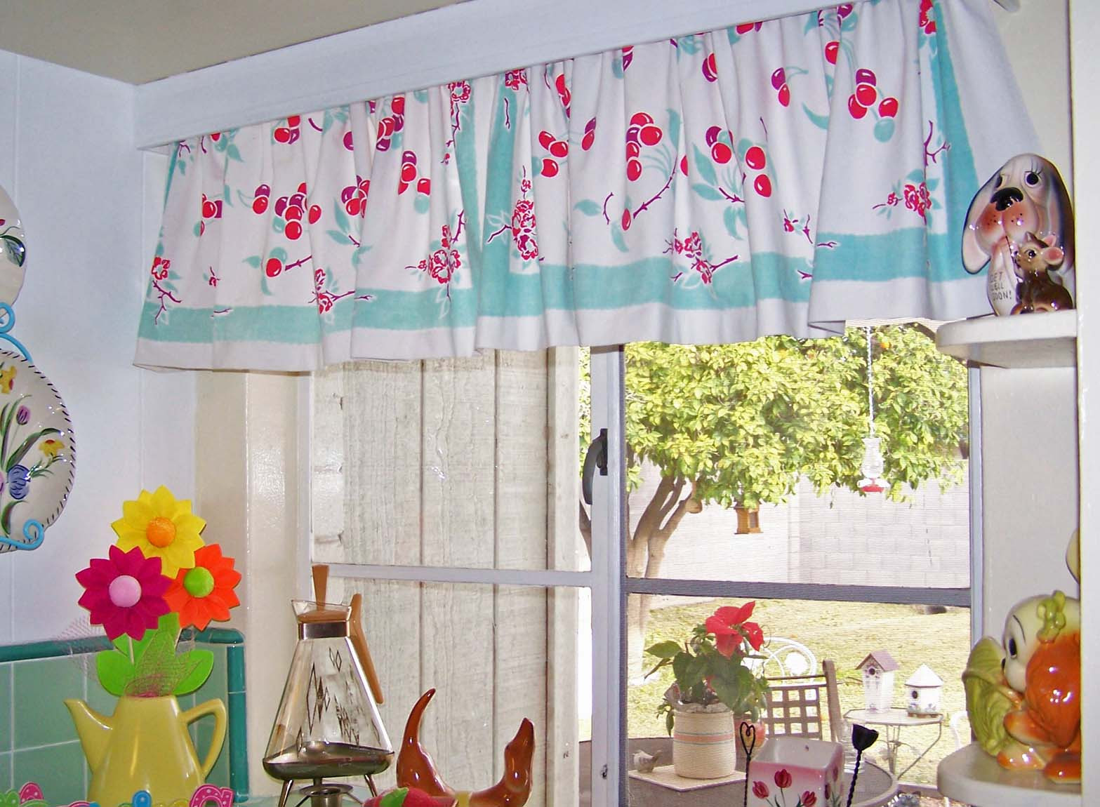 Retro Kitchen Curtains
 Treasures n Textures Vintage Tablecloth curtains