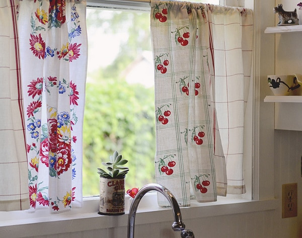 Retro Kitchen Curtains
 10 Ways To Style A Vintage Kitchen Blindsgalore Blog