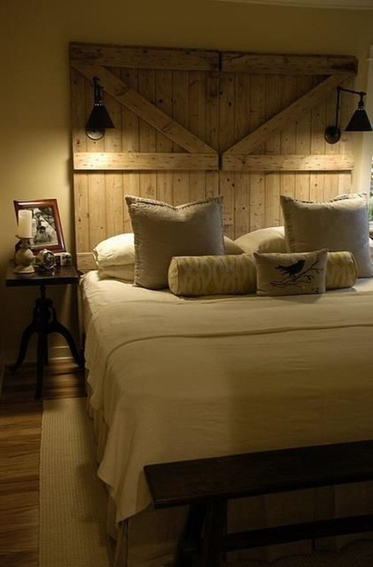 Rustic Bedroom Ideas Diy
 16 Outstanding DIY Reclaimed Wood Headboards for Rustic