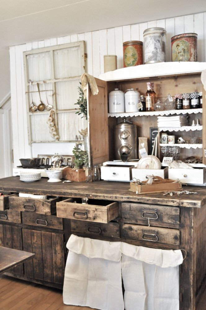 Rustic Country Kitchen
 8 Beautiful Rustic Country Farmhouse Decor Ideas