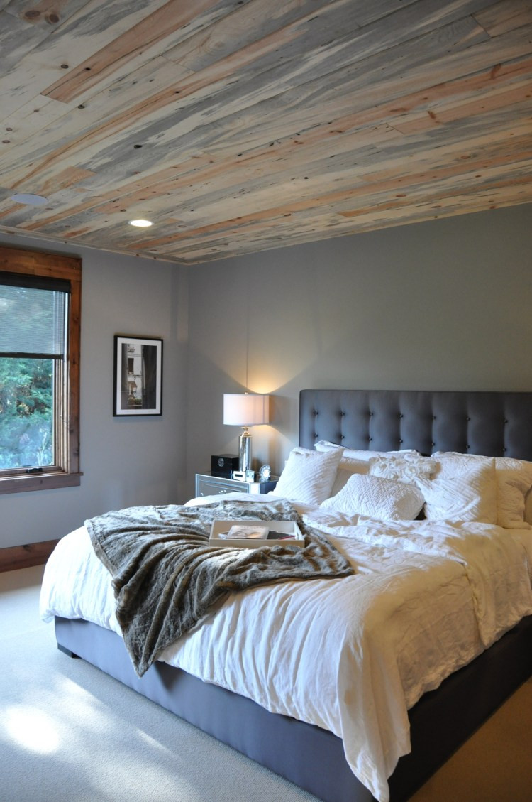 Rustic Master Bedroom Ideas
 Modern Rustic Bedroom Retreats