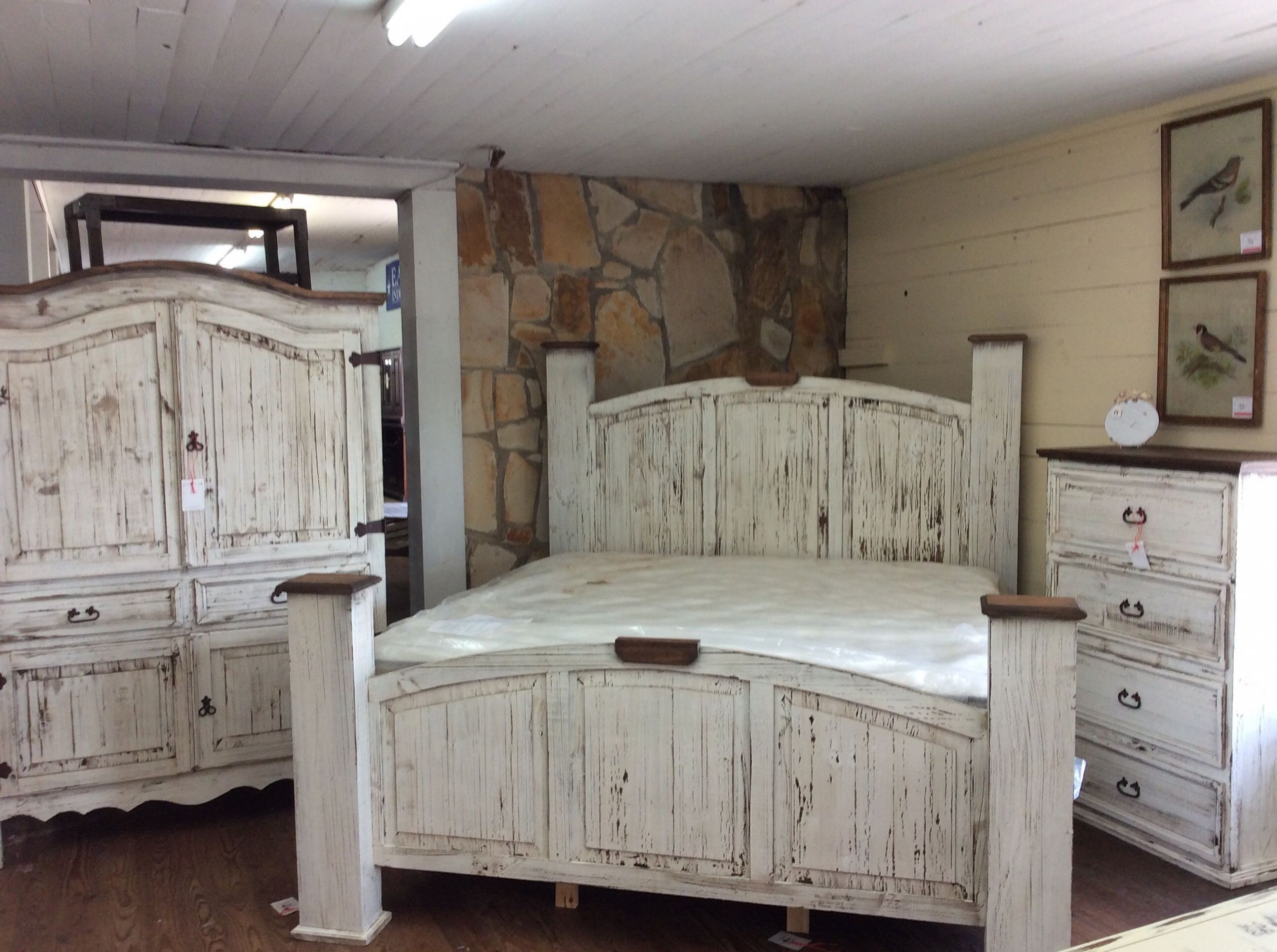 Rustic White Bedroom Furniture Elegant Texas Rustic Of Louisiana S &quot;antique White&quot; Bedroom Group