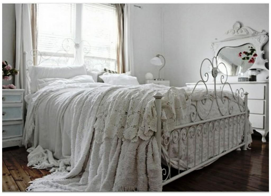 Shabby Chic Bedroom Furniture Sets
 Vintage Your Room with 9 Shabby Chic Bedroom Furniture