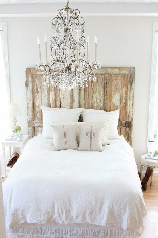 Shabby Chic Bedroom Ideas
 33 Cute And Simple Shabby Chic Bedroom Decorating Ideas