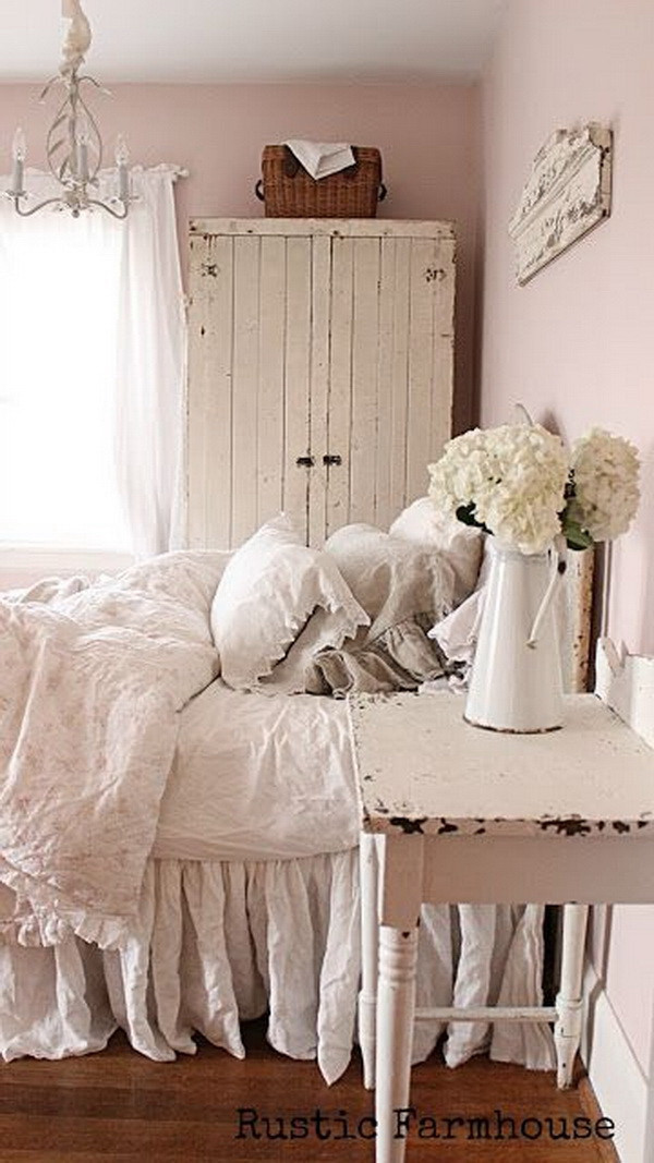 Shabby Chic Bedroom Pictures
 30 Cool Shabby Chic Bedroom Decorating Ideas For