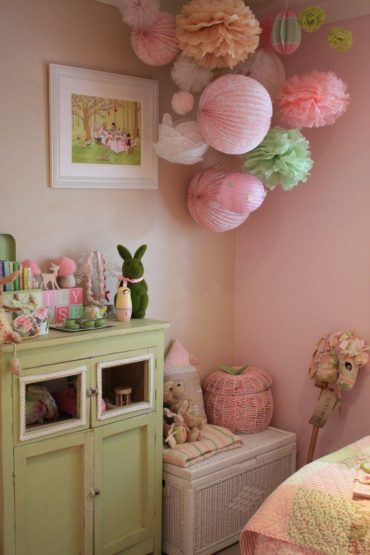 Shabby Chic Girls Bedroom
 35 best images about Shabby Chic Girls Room on Pinterest