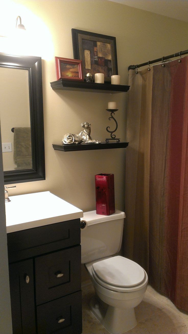 Small Bathroom Color Schemes
 Small bathroom with earth tone color scheme