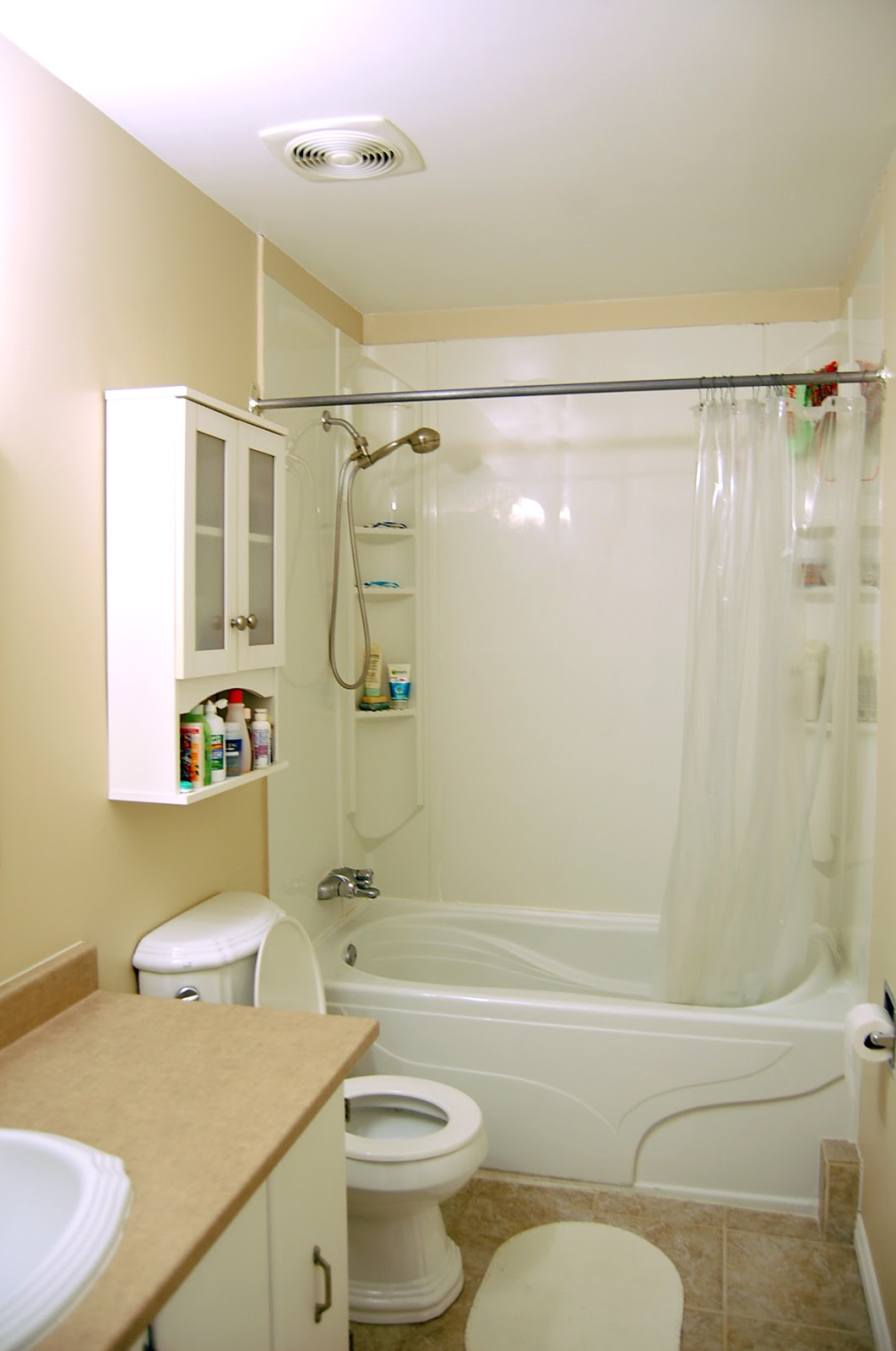 Small Bathroom Shower
 Small Bathroom Remodel Ideas with Inspiring Quietness