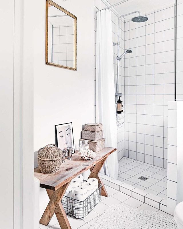 Small Bench For Bathroom
 Simple accessories add personality to this small bathroom