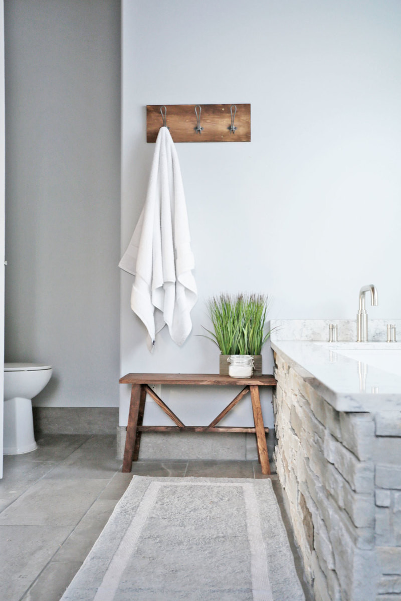 Small Bench For Bathroom
 Ana White