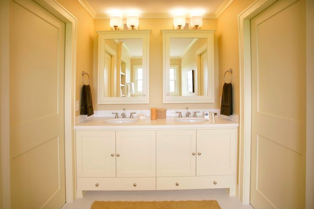 Small Jack And Jill Bathroom
 Bringing The "Gold" To Your Household Jack and Jill