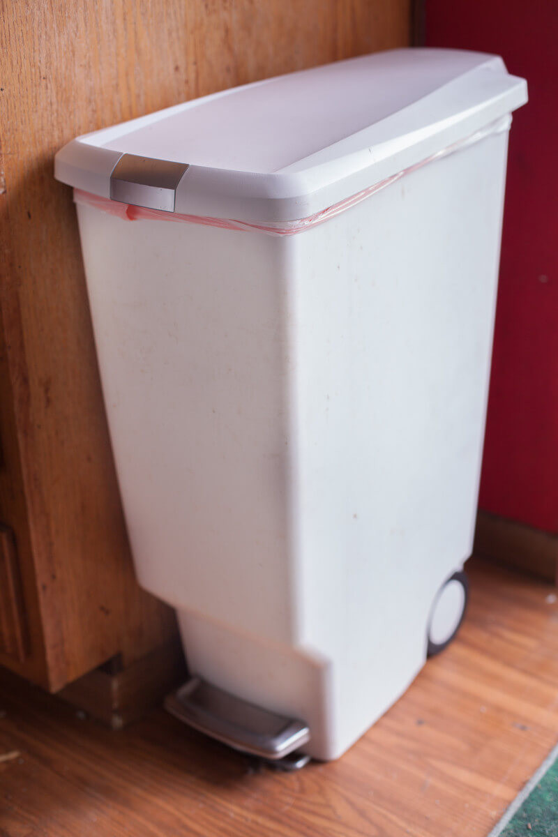 Small Kitchen Garbage Can
 5 Favorite Items for Small Kitchens Eating Richly