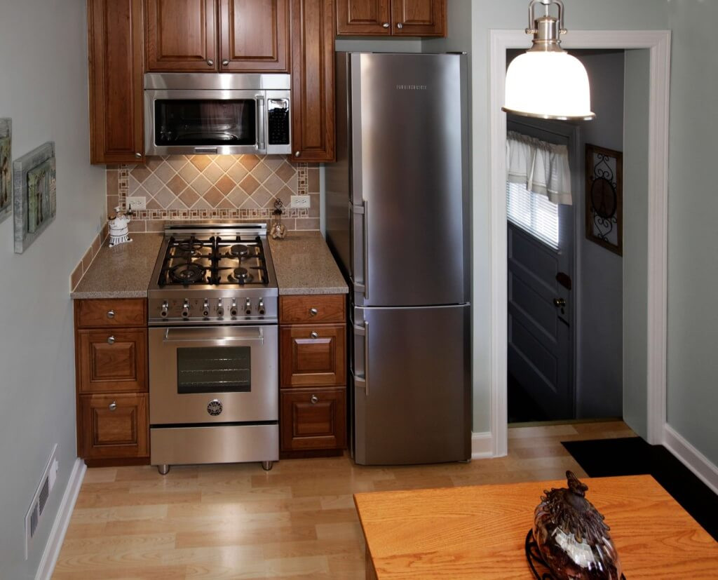 Small Kitchen Stoves
 5 Rental Apartment Remodels With the Highest ROI