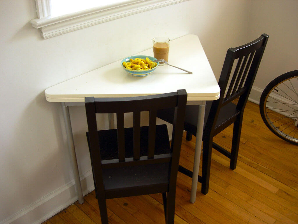 small kitchen table - ikea