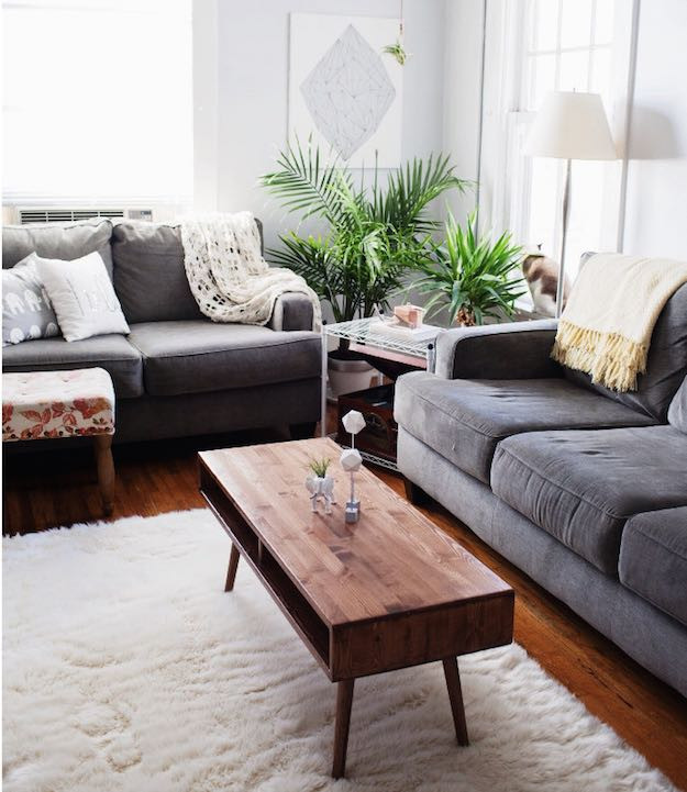 Small Living Room Table
 15 Narrow Coffee Table Ideas For Small Spaces