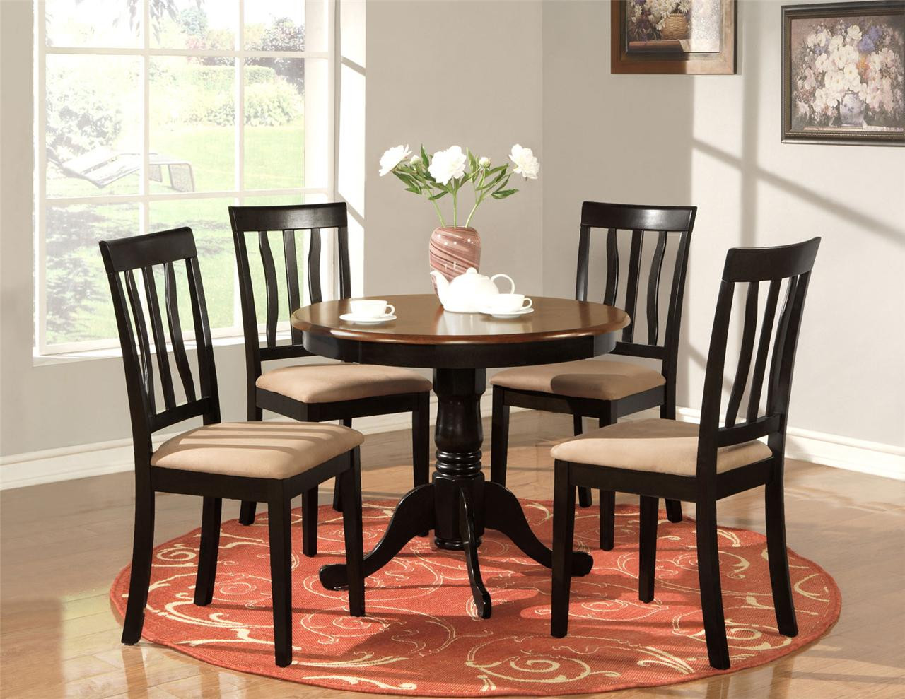 Small Round Kitchen Table Set
 Square vs Round Kitchen Tables What to Choose Traba Homes