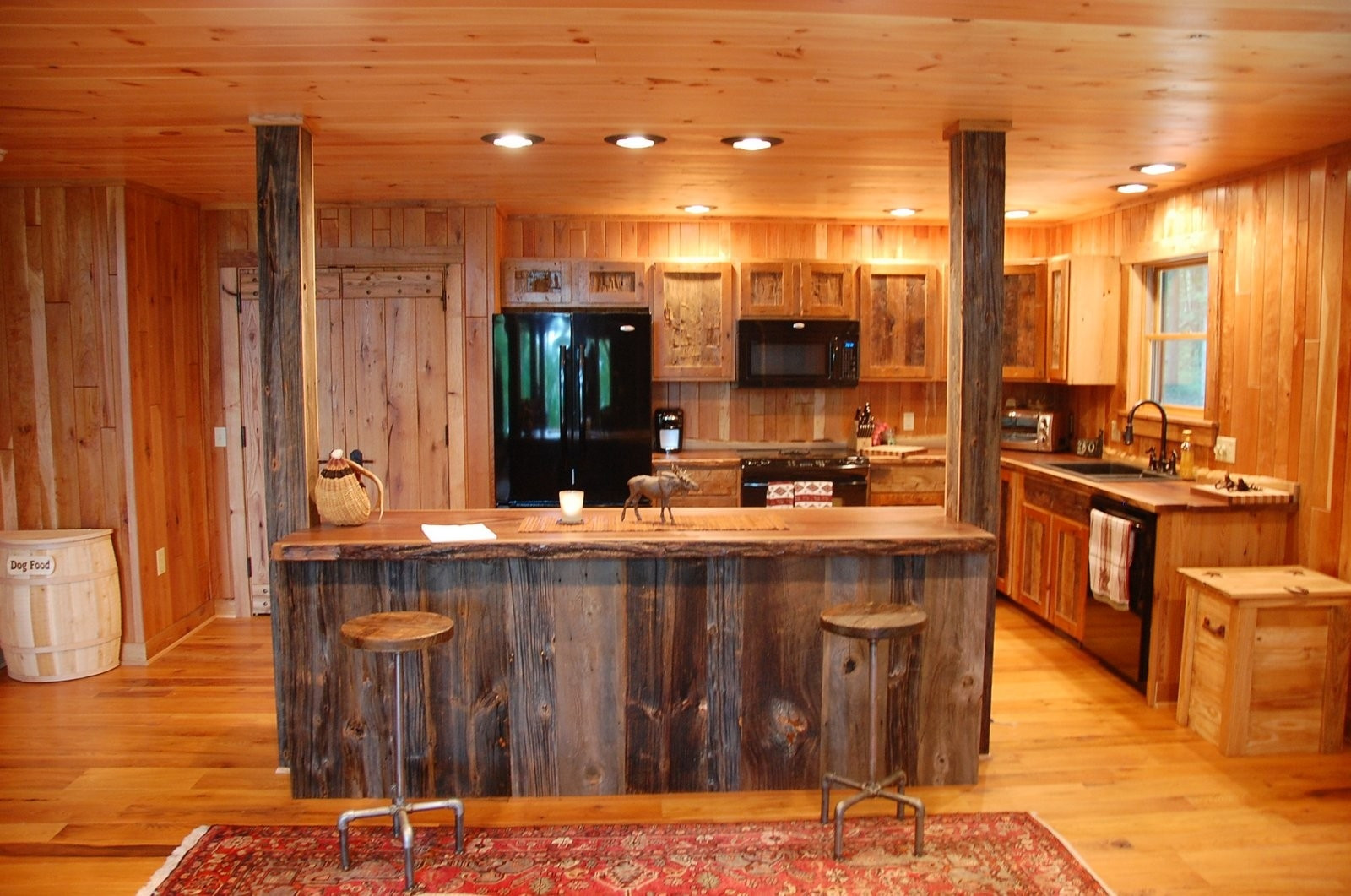 Small Rustic Kitchen Ideas
 30 ELEGANT WOODEN KITCHEN DESIGNS TO GIVE A RUSTIC LOOK