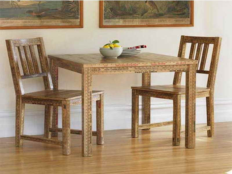 Small Wood Kitchen Table
 The Small Rectangular Dining Table That is Perfect for