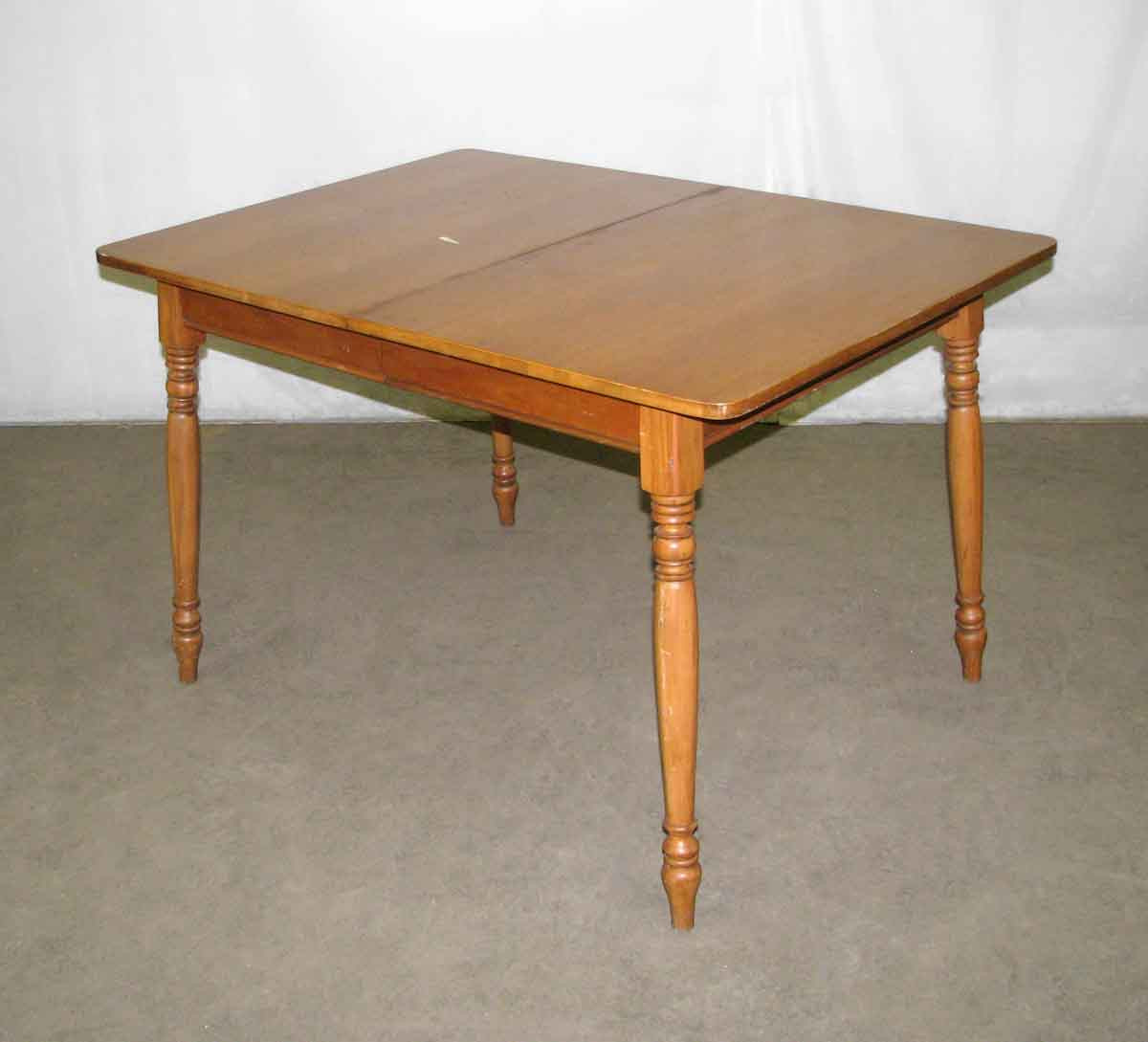 Small Wood Kitchen Table
 Extendable Small Wooden Dining Table