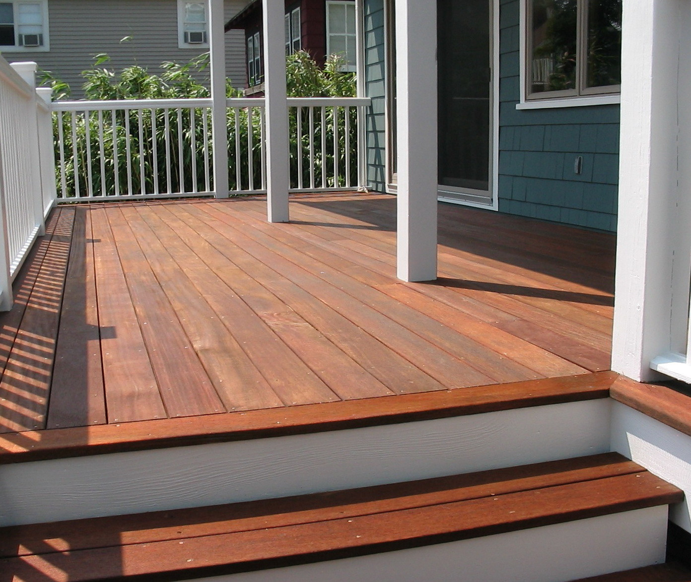 Staining Versus Painting Deck
 Solid Deck Stain Vs Paint